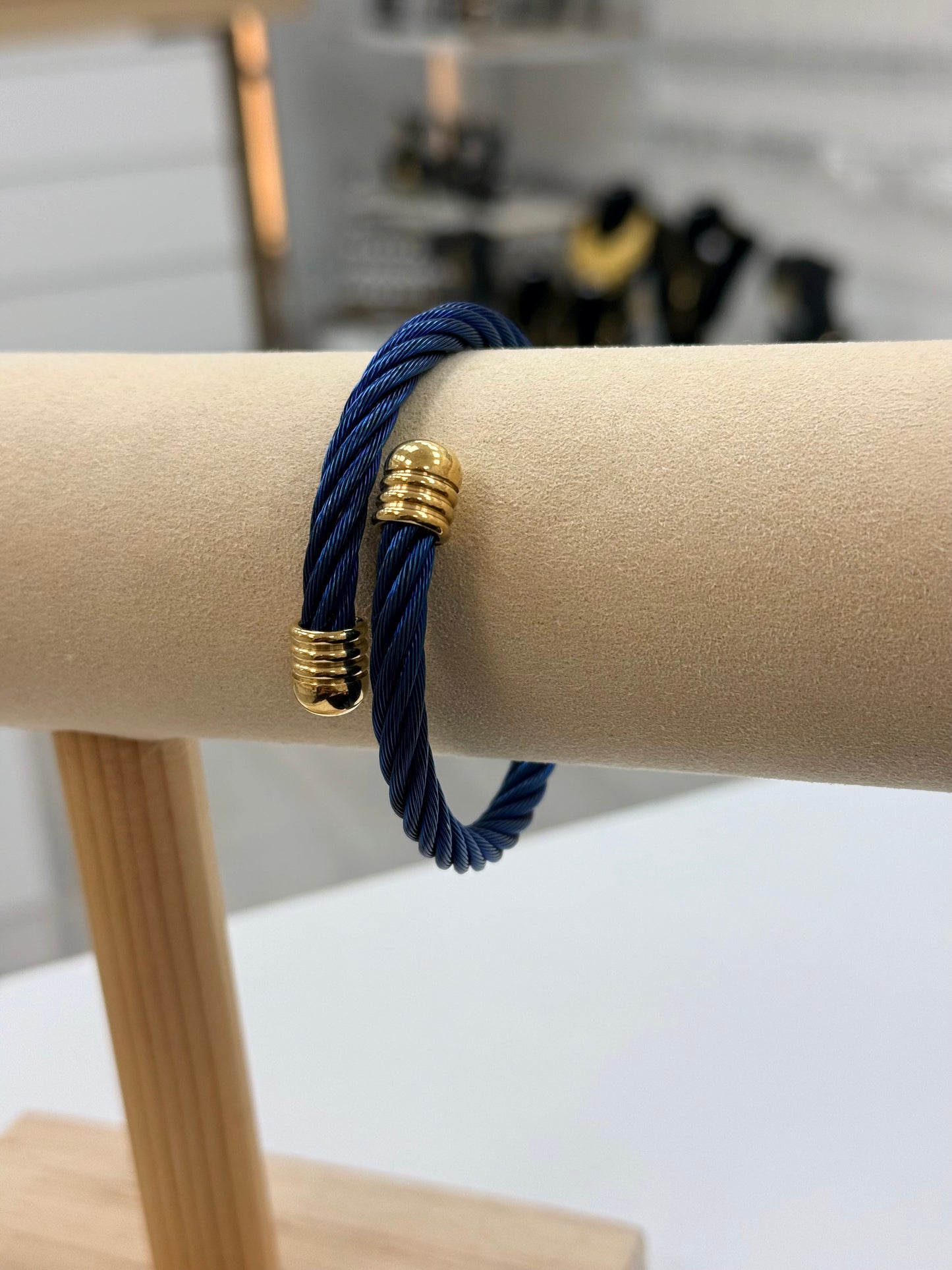 BRACELET CABLE RIDIGE BLEU