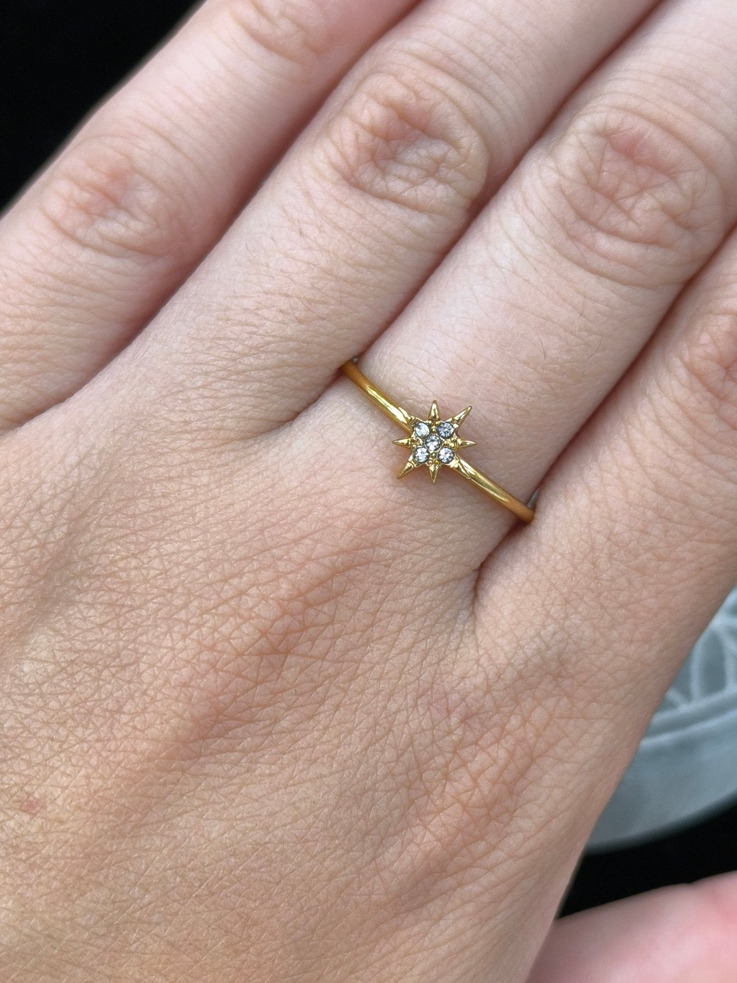 BAGUE REGLABLE DOREE ETOILE