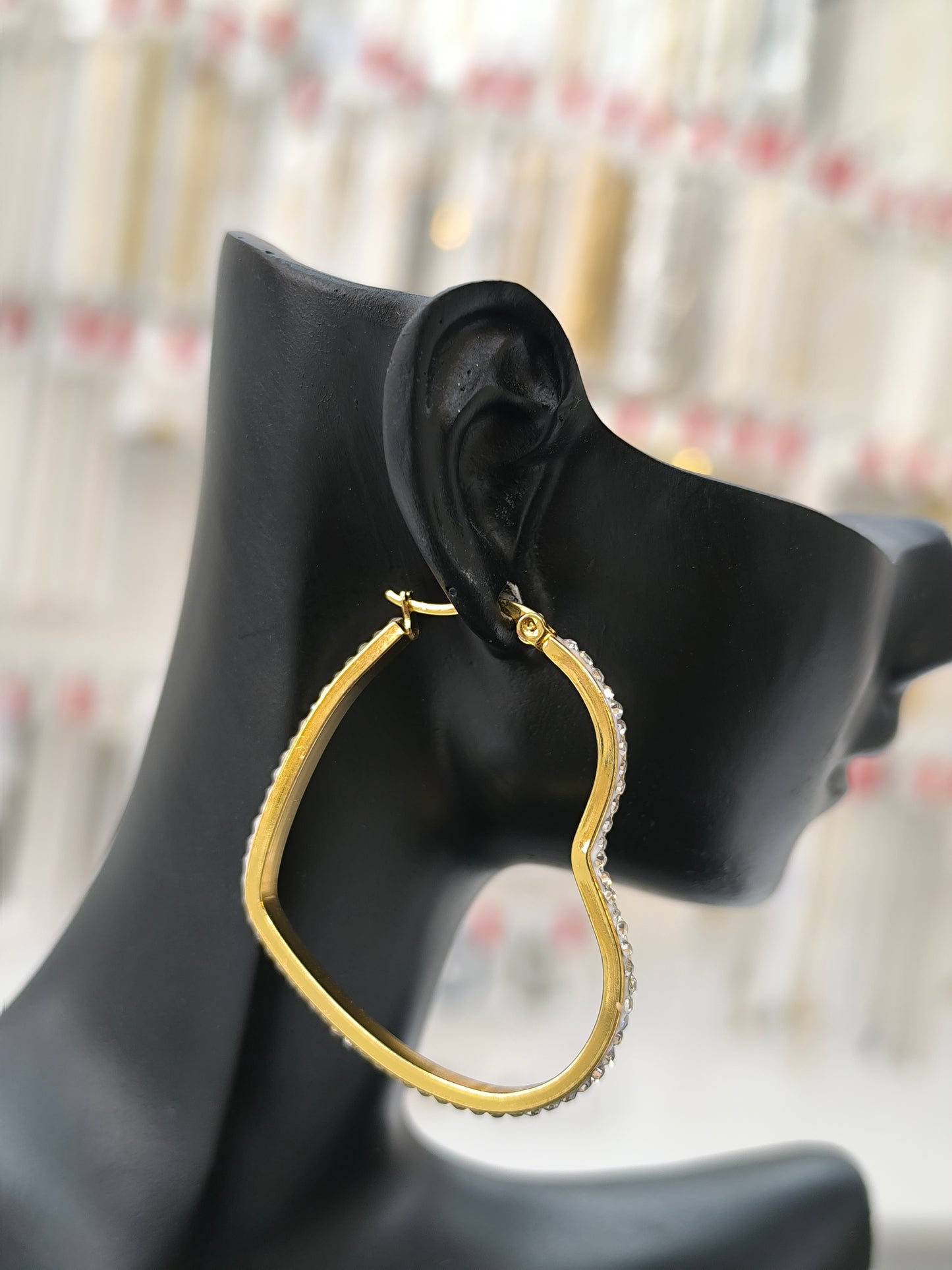 BOUCLES D'OREILLES CREOLES DOREES COEUR ET STRASS