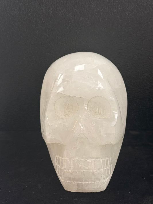 TETE DE MORT EN CRISTAL DE ROCHE