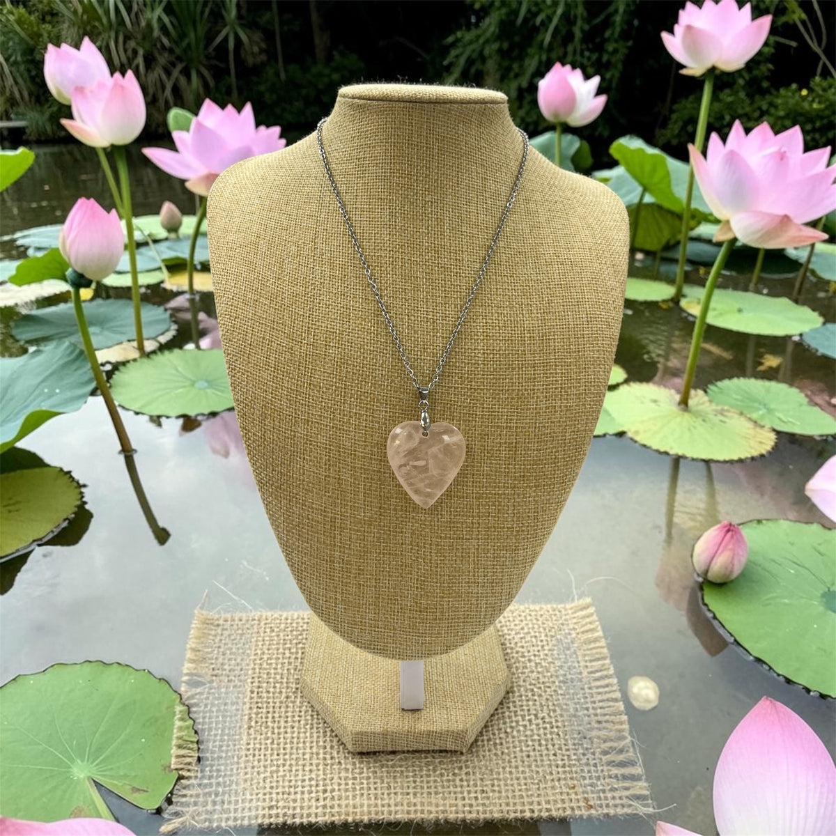 Collier pendentif cœur en quartz rose